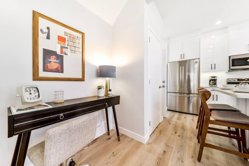 Modern Nordic Escape, 3Br Near Wem & Dt, Aircon & Fireplace, Wifi, Sleeps 6! Edmonton Exteriör bild