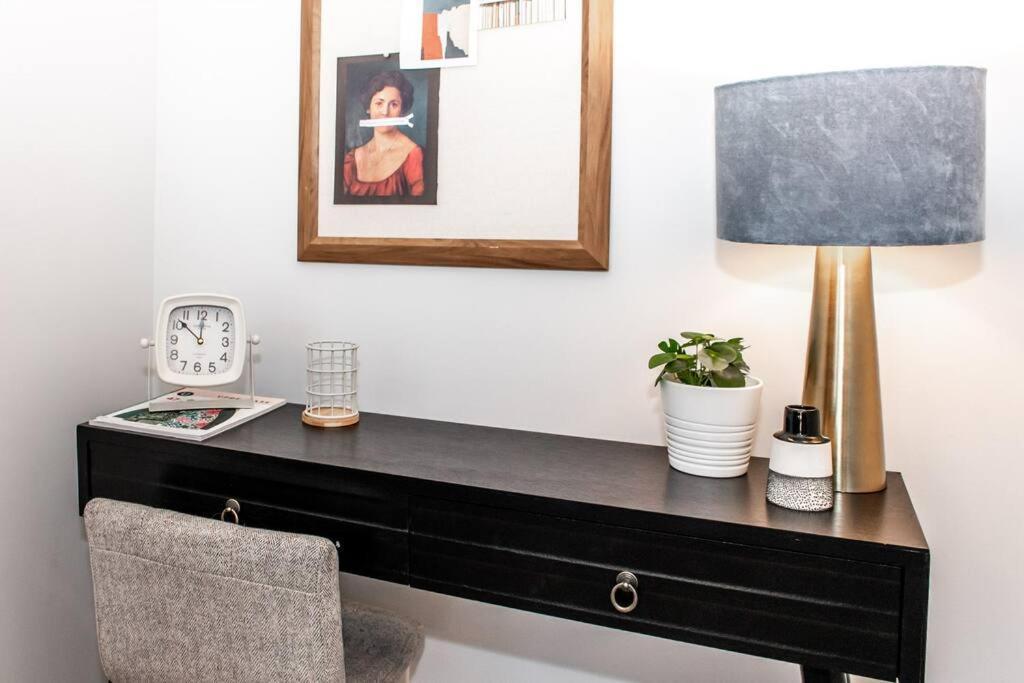 Modern Nordic Escape, 3Br Near Wem & Dt, Aircon & Fireplace, Wifi, Sleeps 6! Edmonton Exteriör bild